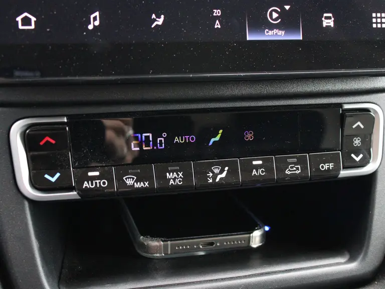 Peugeot Boxer 2.2 BlueHDi 140PK L2H2 3.5t EAT8 Automaat Navigatie, Achteruitrijcamera, Trekhaak, Climate Control, Apple Carplay, Android Auto afbeelding 28