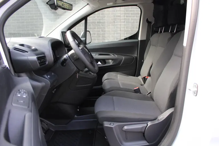 Citroën Berlingo 1.5 BlueHDi 100 S&S L2 Dodehoek detectie, Stoelverm., Achteruitrijcamera, Airco, Navigatie, Digitaal display afbeelding 11