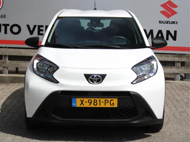 Toyota Aygo X 1.0 VVT-i MT Adaptieve Cruise Control, Airco, Hill Hold Functie, Elektrische Ramen Voor € 339,- private lease afbeelding 11