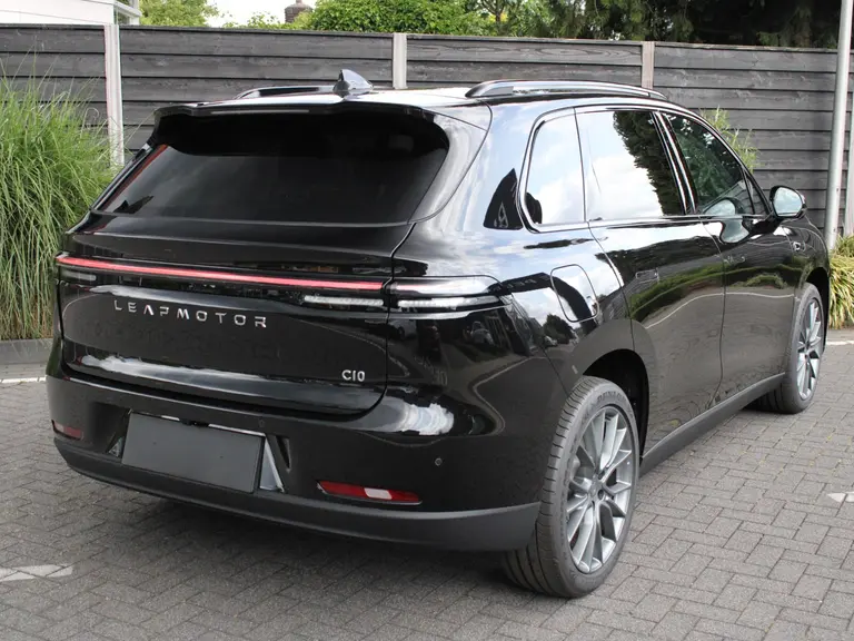 Leapmotor C10 REEV Design 28.4 kWh Camera systeem rondom, Stoelverwarming/koeling, Panoramadak, Navigatie afbeelding 10