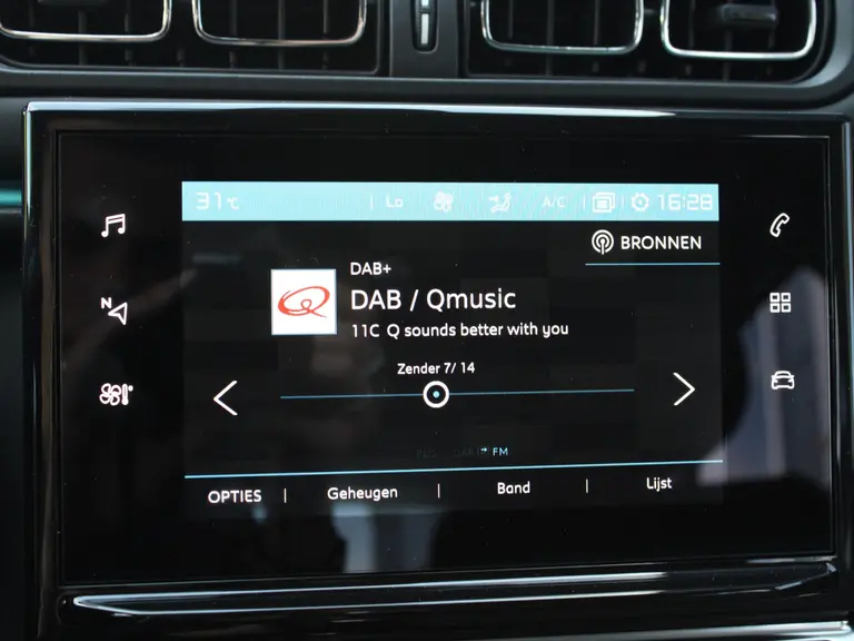 Citroën C3 Business 1.2 PureTech 82PK Navigatie, Achteruitrijcamera, Parkeersensoren, Keyless Entry & Start, Stoelverwarming, Apple Carplay, Android Auto afbeelding 25