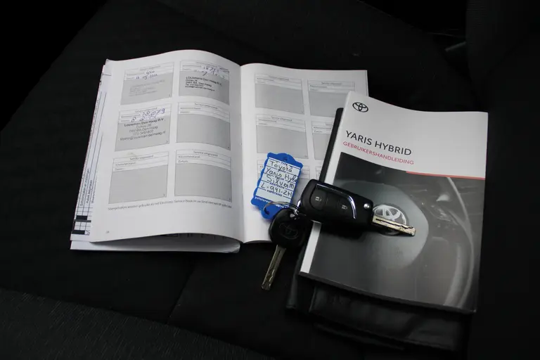Toyota Yaris 1.5 Hybrid Active , Automaat, 1e Eig. en Dealer onderhouden! afbeelding 25