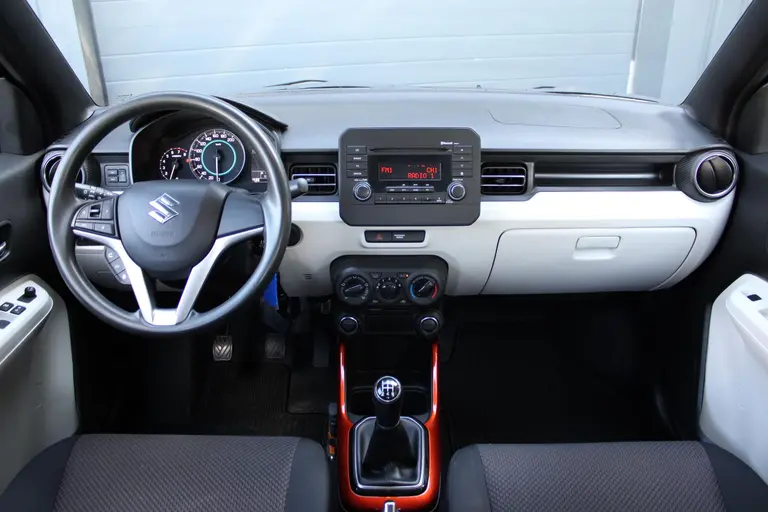 Suzuki Ignis 1.2 Comfort , Trekhaak en Dealer onderhouden! afbeelding 8