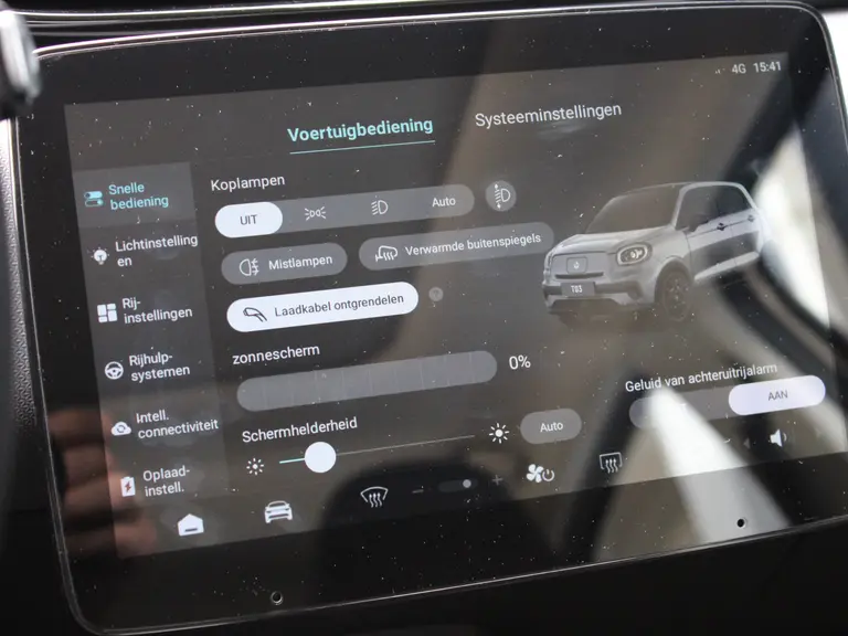 Leapmotor T03 Design 37.3 kWh Navigatie, Camera achter, Parkeerhulp achter, Audio, Keyless Start, Lichtmetalen velgen afbeelding 36