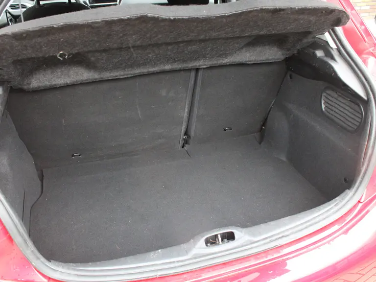 Peugeot 208 1.2 VTi 82PKStyle Lichtmetalen velgen, Airco, Navigatie en Getinte Ramen afbeelding 23
