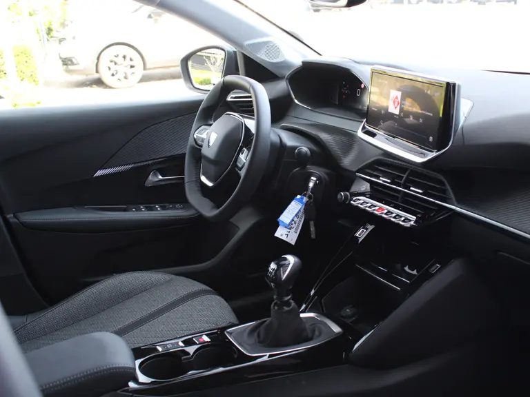 Peugeot 208 1.2 PureTech 100PK Allure Navigatie, Stoelverwarming, Camera achter, Parkeerhulp voor & Achter, Lichtmetalen velgen afbeelding 38