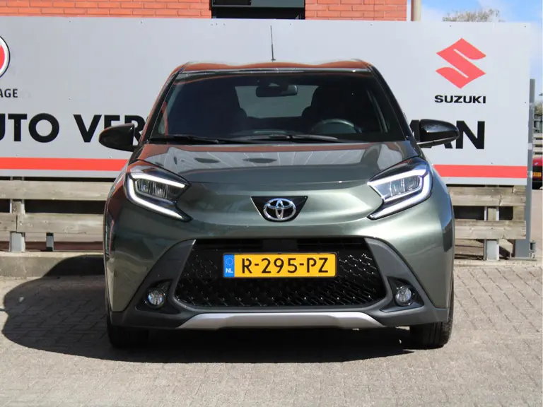 Toyota Aygo X 1.0 VVT-i S-CVT Envy Achteruitrijcamera, Cruise Control Adaptief, Airco Automatisch, DAB, Bluetooth afbeelding 10
