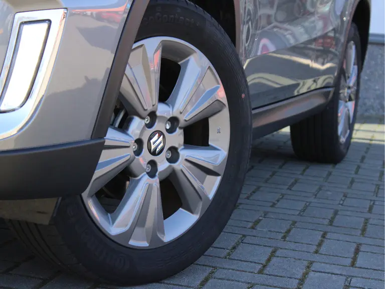 Suzuki Vitara 1.5 Hybrid Select AllGrip Automaat Multimediasysteem, Cruise control adaptief, Climate control, Parkeercamera, Stoelverwarming afbeelding 44