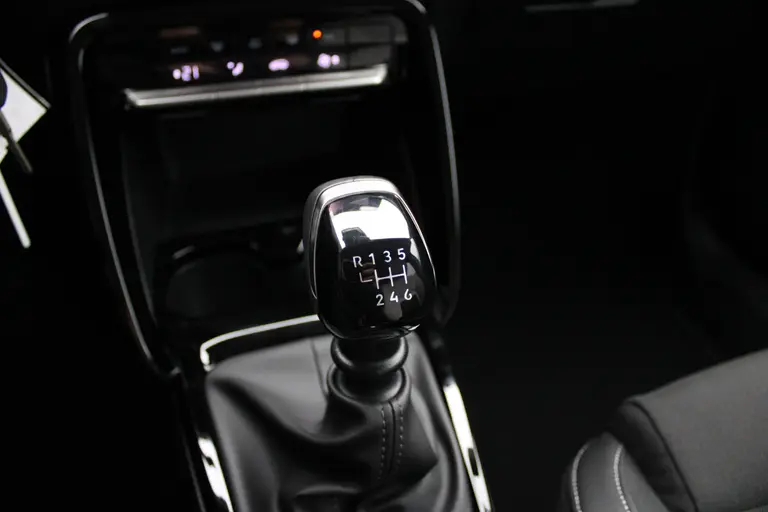 Citroën C3 1.2 Turbo Max Cruise/Climate control, Navigatie, Apple carplay/Android auto, 17'LM velgen, Camera afbeelding 22