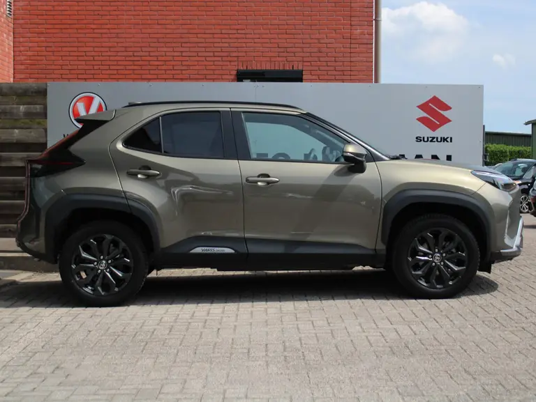 Toyota Yaris Cross 1.5 Hybrid Explore Achteruitrijcamera, Cruise Control Adaptief, Navigatie, Stoelverwarming afbeelding 12