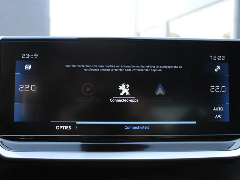 Peugeot 208 1.2 PureTech GT 100PK Navigatie, Panoramadak, Keyless start, Achteruitrijcamera, Apple CarPlay-Android Auto, Parkeersensoren voor & achter afbeelding 31