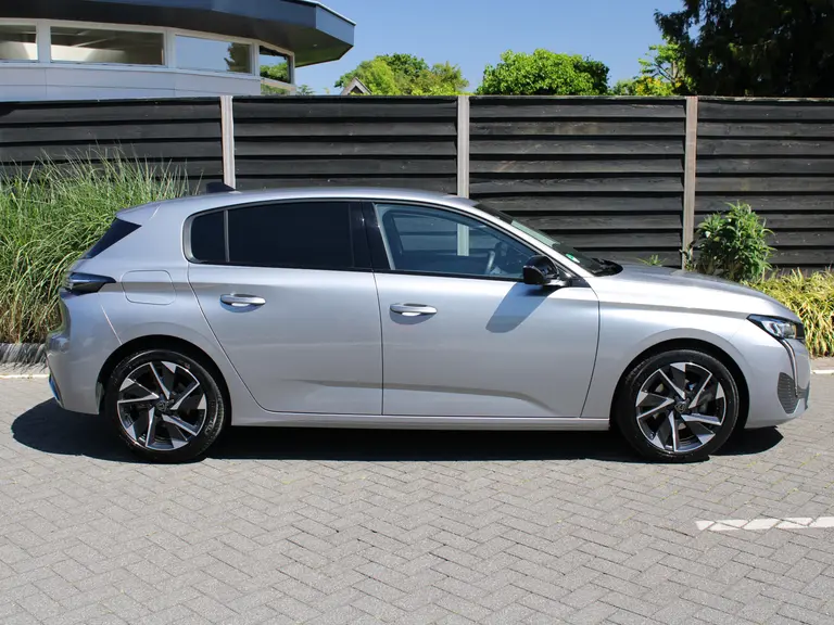 Peugeot 308 Allure Pack Business 1.2 PureTech 130PK Navigatie, Keyless, Rondomzichtcamera, Afneembare Trekhaak, Stoelverwarming afbeelding 9