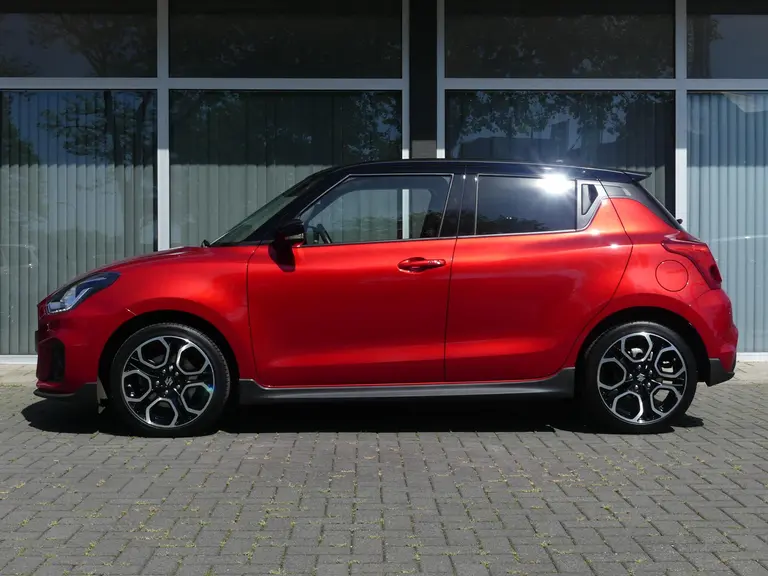 Suzuki Swift 1.4 Sport Smart Hybrid 130PK, Fabr. Garantie tot NL Auto, Navigatie, Cruise & Climate control, Apple Carpl/andr auto afbeelding 3