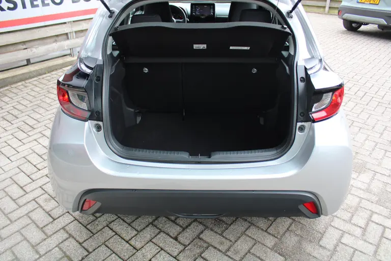 Toyota Yaris 1.5 Hybrid Active , Automaat, 1e Eig. en Dealer onderhouden! afbeelding 12