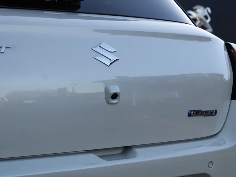 Suzuki Swift 1.2 Style 85PK Smart Hybrid CVT Automaat Two-Tone dak, Climate Control, Navigatie, Lichtmetalen velgen, Zwarte Wielkast randen afbeelding 10