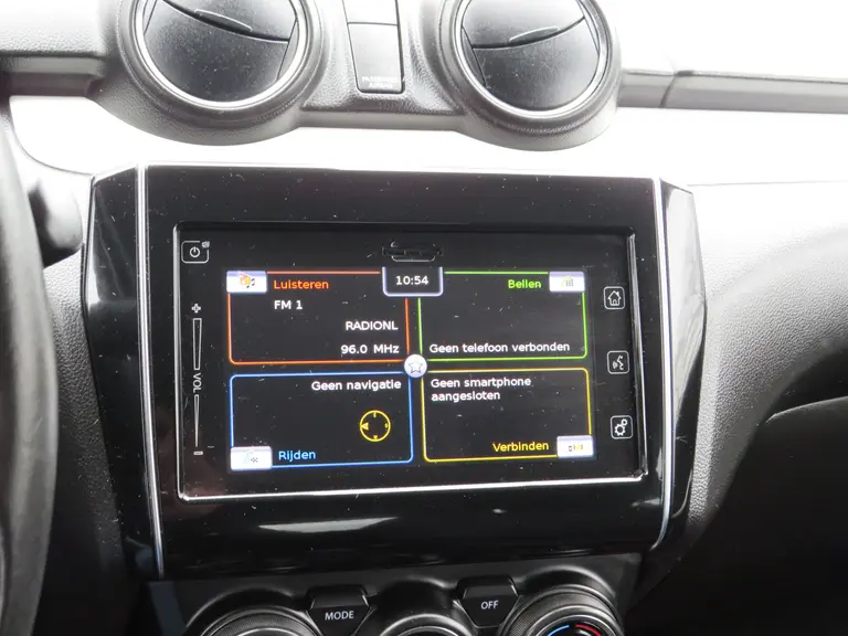 Suzuki Swift 1.2 Stijl Smart Hybrid, Style, Camera, Navigatie, Keyless, Cruise en Climate Control afbeelding 17