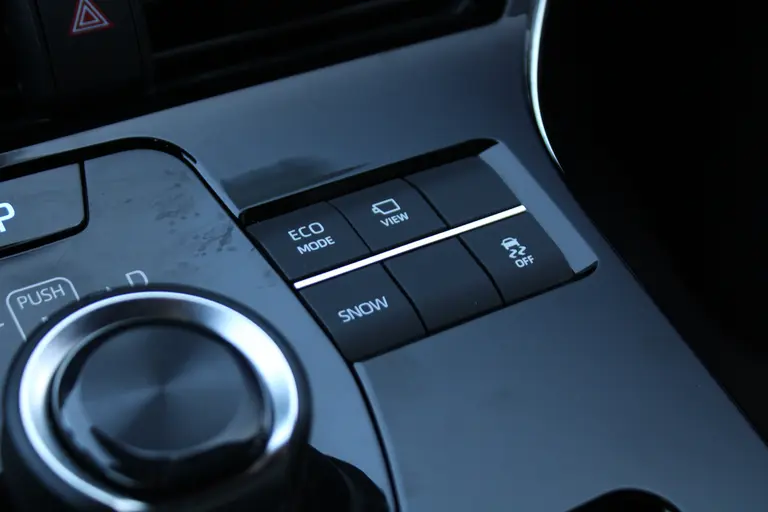Toyota Bz4x Dynamic 71 kWh 3-fase Trekhaak, Elektrisch Verstelbare Bestuurdersstoel, Voorruit-, Stuur- en Stoelverwarming afbeelding 28