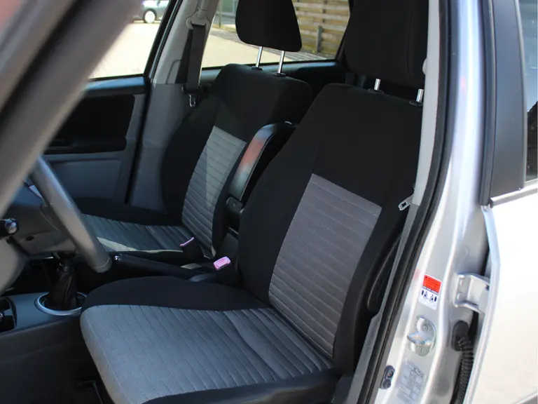 Suzuki SX4 1.6 Exclusive, Trekhaak, parkeersensoren, 2e Eig. Keyless en Middenarmsteun afbeelding 6