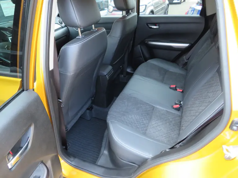 Suzuki Vitara 1.4 Boosterjet Style Smart Hybrid, SPECIAL, 19 inch, Treeplanken, 6 Jaar GARANTIE!! afbeelding 8