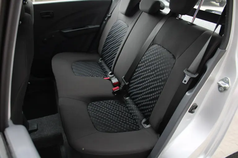 Suzuki Celerio 1.0 Comfort Volledig Rijklaar! Cruise Control, Elektrische Ramen, Airco, Radio afbeelding 6