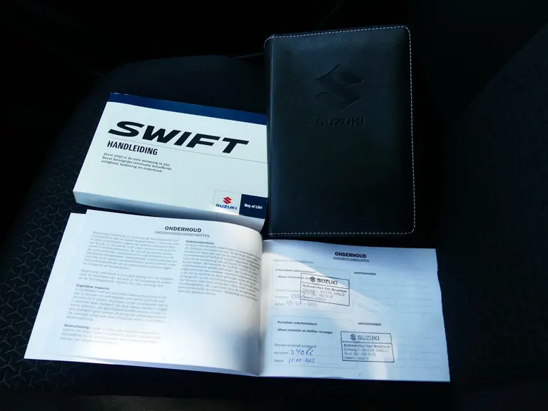 Suzuki Swift 1.2 Stijl Automaat Dealer o.h. Cruise Control, Navi afbeelding 36