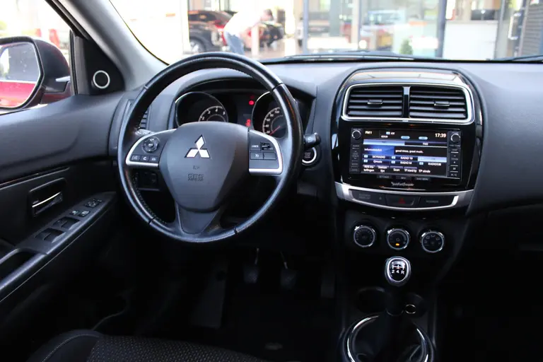 Mitsubishi ASX 1.6 Cleartec Intense+ Cruise/Climate controle, Navigatie, Panoramadak, Radio/CD, Camera, LM velgen, afbeelding 20