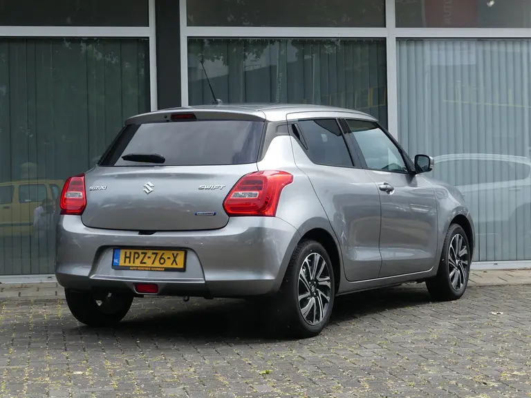 Suzuki Swift 1.2 Style Smart Hybrid AUTOMAAT Cruise Control, Navigatie, Apple Carpl/Andr Auto afbeelding 4