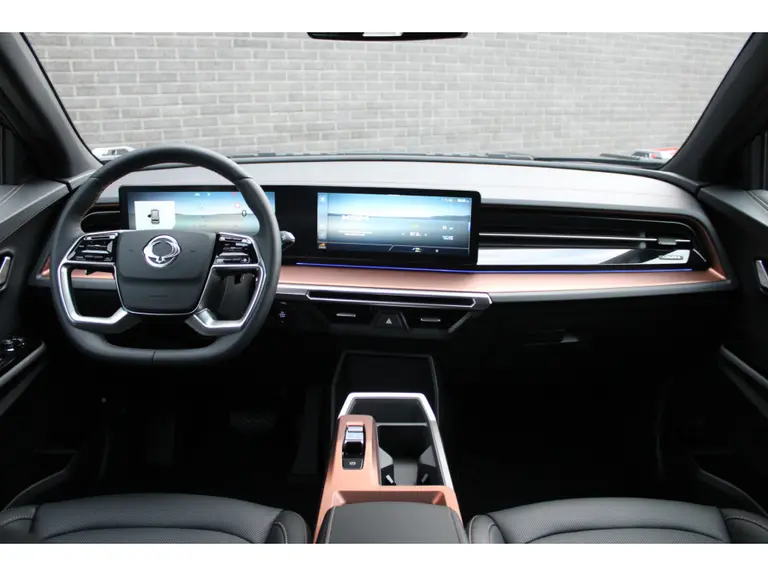 KGM Torres EVX Titanium 73.4 kWh VAN uitvoering 7 jaar garantie! afbeelding 2