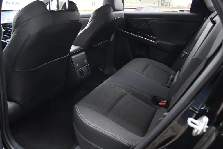 Toyota Bz4x Dynamic 71 kWh Automaat 3-fase Stuurverwarming, Elektrische bestuurdersstoel, Navigatie, Rondomzicht camera afbeelding 19