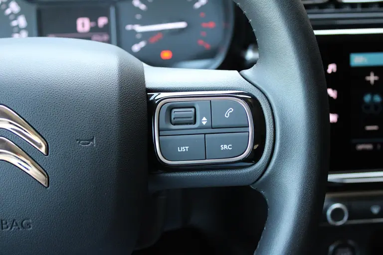Citroën C3 1.2 PureTech Max 110pk, Automaat, Applecarpl./Andr. Auto, Navigatie, Cruise/Climate Control, Achteruitrijcamera afbeelding 17