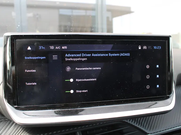 Peugeot 208 1.2 PureTech 100PK Allure AppleCarPlay-Android Auto Navigatie, Camera 360, Keyless Entry, Stoelverwarming afbeelding 19