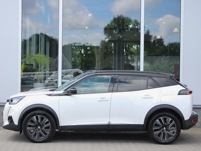 Peugeot 2008 1.2 PureTech GT-Line afbeelding 13