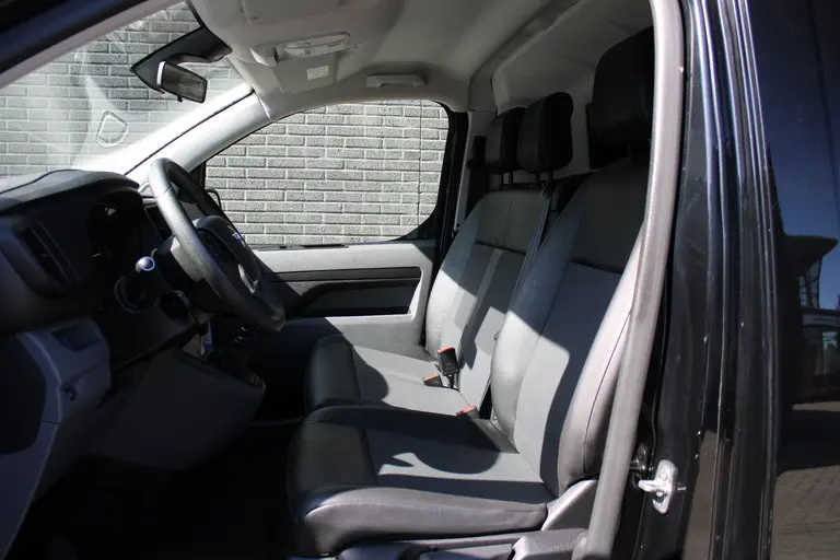Opel Vivaro 1.5 CDTI 120PK L2H1 Edition, Trekhaak, Camera, Navigatie, Carplay/Android Auto Airco, Trekhaak,  Navigatie, Achteruitrijcamera afbeelding 23