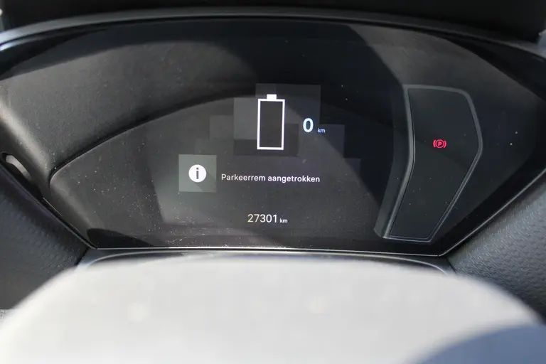 Citroën C5 X 1.6 Plug-in Hybrid 225 Shine Panoramadak, Stuur- en stoelverwarming, Navigatie afbeelding 16