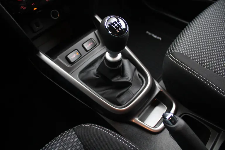 Suzuki Vitara 1.4 Boosterjet Select Smart Hybrid Adaptieve Cruise en Climate Control, Navigatie, Achteruitrijcamera afbeelding 18
