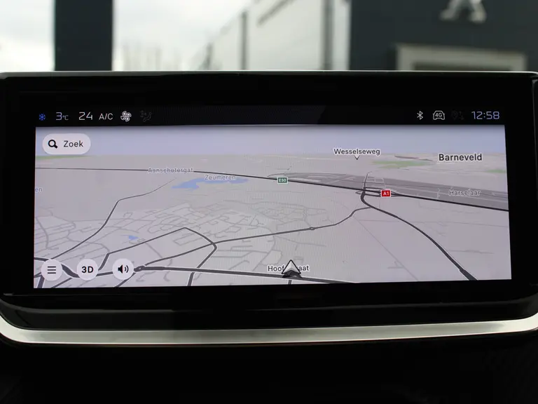 Peugeot 2008 1.2 PureTech 100PK Allure Navigatie, Achteruitrijcamera, Apple Carplay, Android Auto, Parkeersensoren Voor & Achter afbeelding 22
