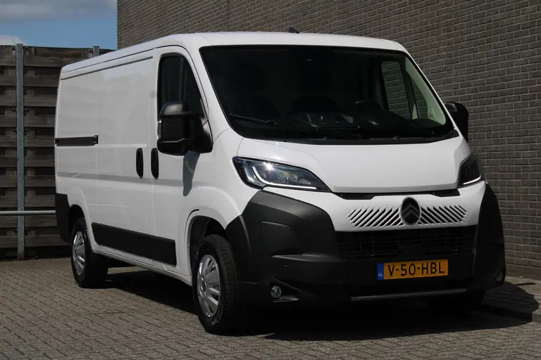 Citroën Jumper 2.2 BlueHDi 120 S&S L2H1 3.0t Airco, Achteruitrijcamera, Cruise Control, Trekhaak afbeelding 29