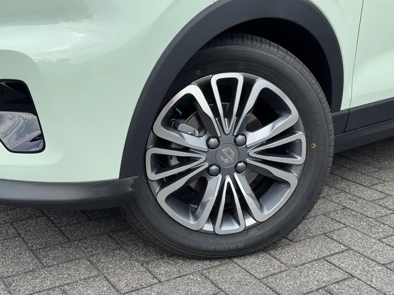 Leapmotor T03 Design 37.3 kWh 95PK Automaat Navigatie, Camera achter, Parkeerhulp achter, Audio, Keyless Start, Lichtmetalen velgen afbeelding 2