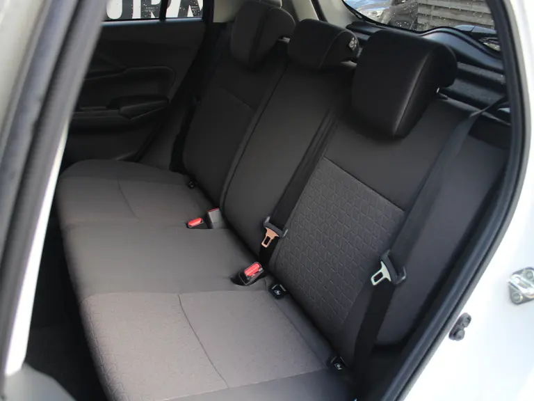 Suzuki Swift 1.2 Style Smart Hybrid GT-Styling Pakket, Navigatie, Parkeersensoren, Adaptieve Cruise Control, Draadloos Apple Carplay/Android Auto afbeelding 7
