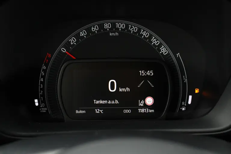 Toyota Aygo X 1.0 VVT-i MT Pulse Achteruitrijcamera, Cruise Control Adaptief, Airco Automatisch, DAB Radio € 379,- private lease afbeelding 27