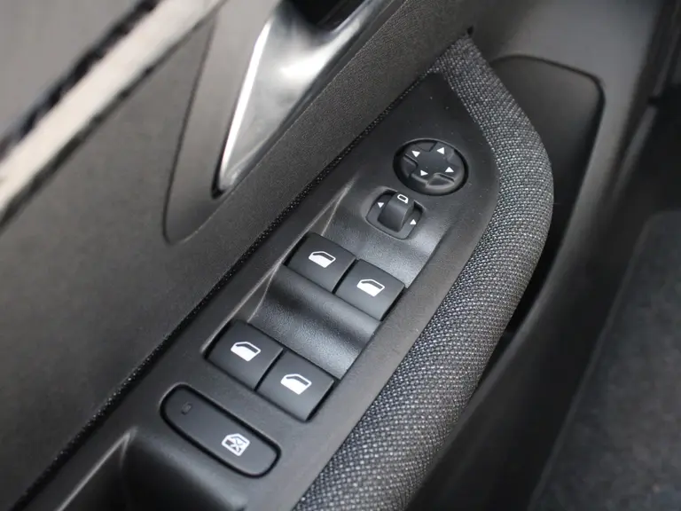 Peugeot 208 1.2 PureTech 75 Style afbeelding 13