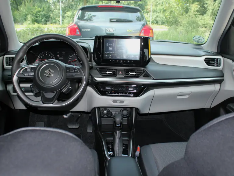 Suzuki Swift 1.2 Style Smart Hybrid Automaat 17" Lichtmetalen Velgen, Adaptieve Cruise en Climate Control afbeelding 22