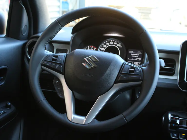 Suzuki Ignis 1.2 Smart Hybrid Style Cruise en Climate Control, Navigatie, Keyless Go, Carplay/Android Auto afbeelding 29
