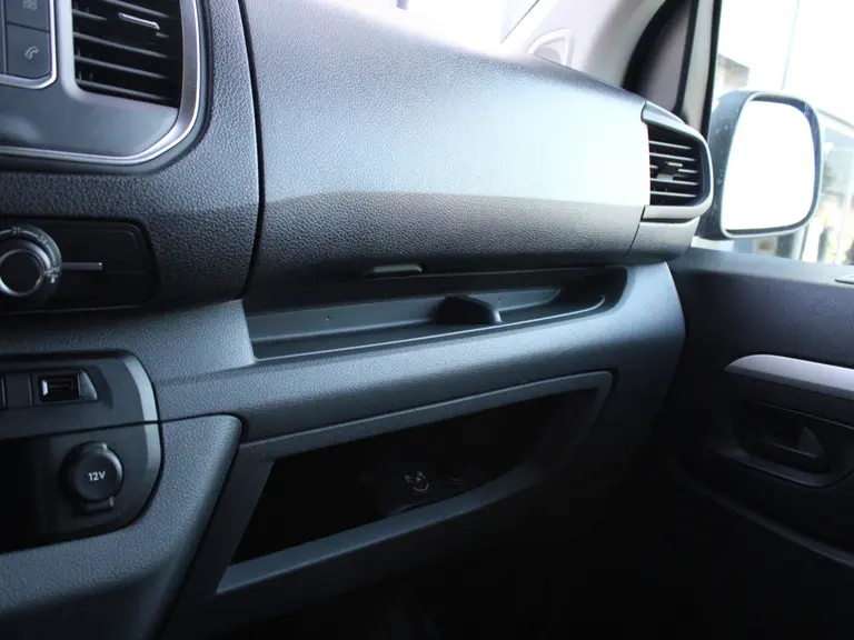 Citroën Jumpy 2.0 BlueHDI 180PK XL Club DC Automaat Leder, Achteruitrijcamera, Trekhaak, Bluetooth, Xenon, Stoelverwarming afbeelding 30