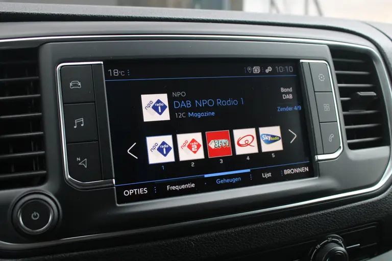 Peugeot Expert 1.5 BlueHDI 120PK Standard Premium 3-Zits, Airco, Navigatie, Achteruitrijcamera, Betimmering afbeelding 11