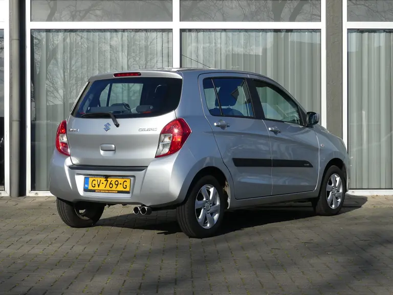Suzuki Celerio 1.0 Exclusive Automaat, Dealer O.h., Achteruitrij Camera, Navigatie, Airco Stootlijsten, Lichtmetalen velgen. afbeelding 5