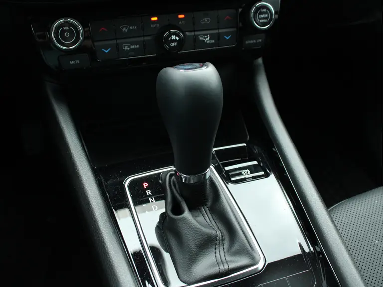 Jeep Compass 1.5T e-Hybrid Altitude Rondomzicht Camera, Cruise en Climate Control afbeelding 5