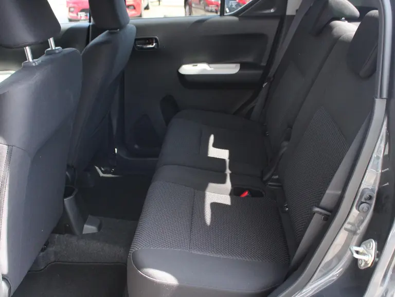 Suzuki Ignis 1.2 Smart Hybrid Style Multimediasysteem, Cruise control, Climate control, Stoelverwarming, Parkeercamera afbeelding 35