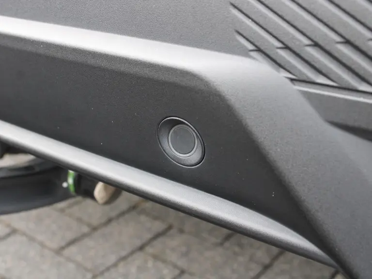 Peugeot 408 GT 1.2 PureTech 130PK EAT8 Automaat Navigatie, Rondomzichtcamera, Stoelverwarmig, Massage, Stuurverwarming, Panoramadak, Trekhaak afbeelding 11