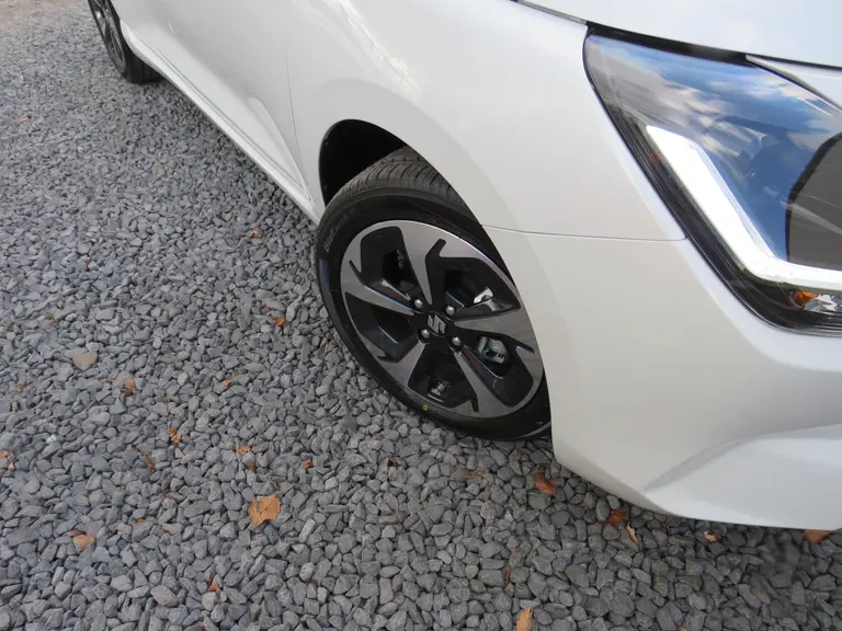 Suzuki Swift 1.2 Style Smart Hybrid Camera, Parkeersensoren, Draadloos Carplay afbeelding 5